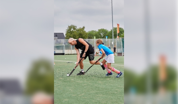 <p>Even lekker naar buiten? Kom hockeyen bij WFHC!</p>