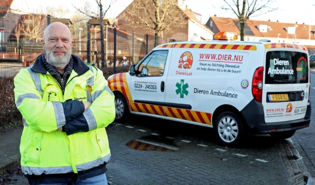 <p>"In mijn beginjaren huilde ik bij wijze van spreken om elk overleden katje. Nu ga ik daar wat makkelijker mee om, merk ik." </p>