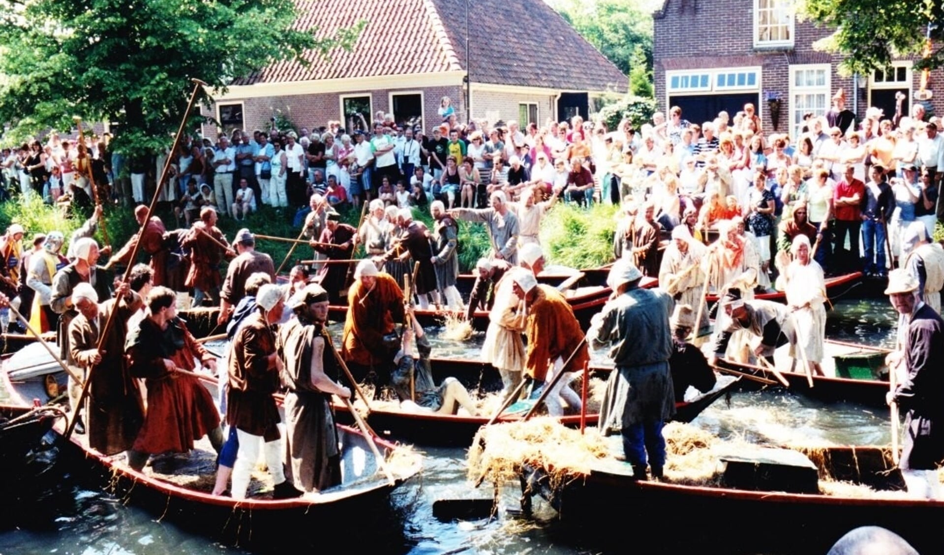 De inval van de Broekers, het spel werd opgevoerd ter gelegenheid van het 650-jarig bestaan van Enkhuizen.