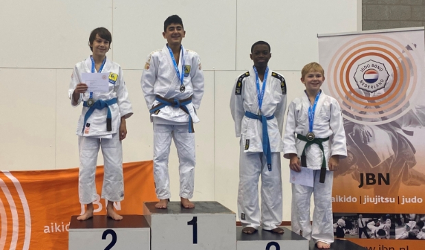 Podium –42 kg met Celil Uyar en Kyan Baas