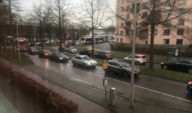 <p>Dit is het effect van afsluiting van de Sloterweg op de Laan van Vlaanderen. Eerder dit jaar was de Sloterweg afgesloten wegens infra werkzaamheden. </p>