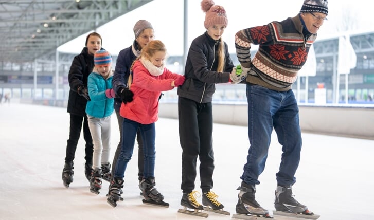 Het winterseizoen van ijsbaan De Meent start op 9 oktober.