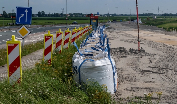 <p>De Provincie kan momenteel niet verder met het werk aan de N247 bij Het Schouw, net ten noorden van Amsterdam. </p>