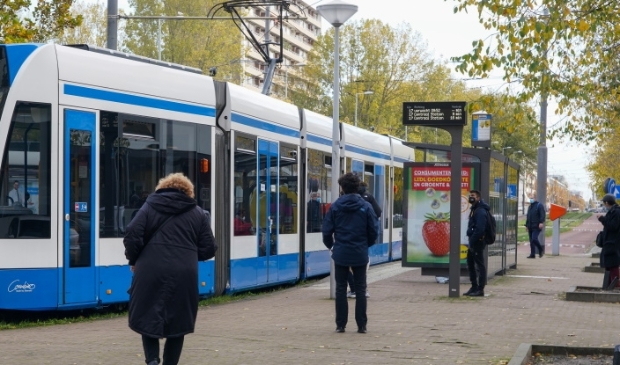 <p>Vanaf 1 januari krijgen alleen nog 75-plussers met een beperking een AOV-pas. </p>