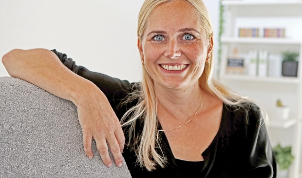 <p>Esther gebruikte de lockdown om zich te verdiepen in nieuwe, natuurlijke producten om te gebruiken en te verkopen in haar salon.</p>