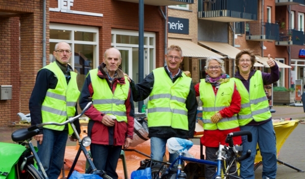 <p>De vrijwilligers van de Fietsersbond houden zaterdag een verlichtingsactie.</p>