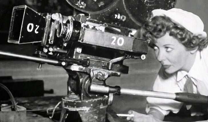 Women make film.