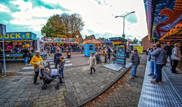 <p>Vorig jaar werd door corona het feest opzij gezet, Dat betekende deze ronde dubbel genieten van attracties en het feestgedruis. </p>