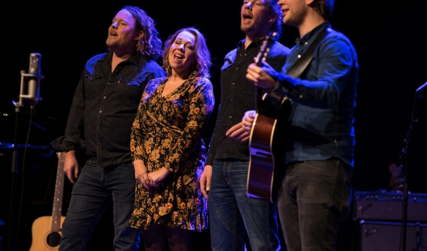 <p>Esther Groenenberg & band.</p>