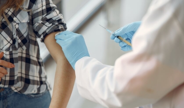 <p>De test- en vaccinatielocatie in Den Helder worden vanaf maandag 25 oktober samengevoegd. </p>