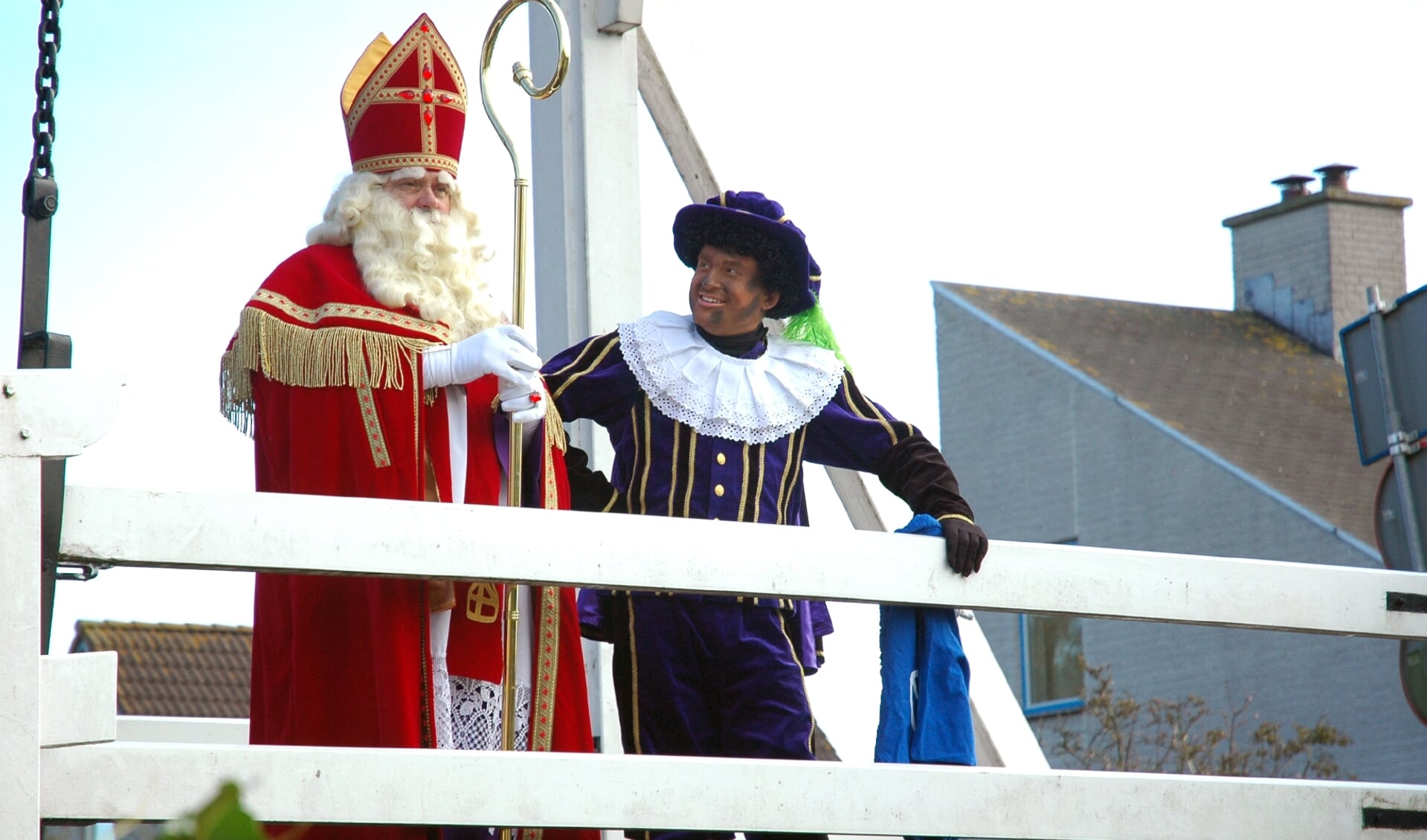 Sint en pieten zijn 13 november te zien in Alphen aan den Rijn tijdens de intocht. 