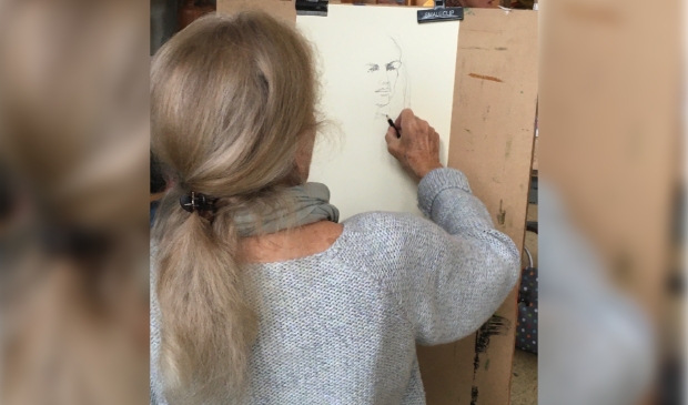 <p>De cursus tekenen & schilderen - open atelier met model</p>