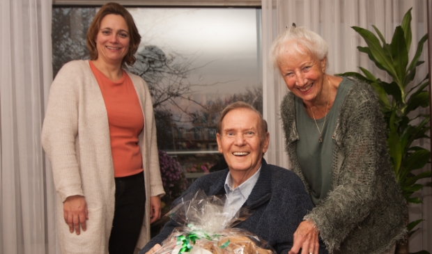 <p>Erna Berends en echtpaar Veen.</p>