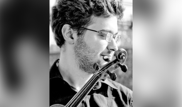 <p>Het concert is deel van een tournee waarin Joe afscheid moet nemen van zijn geliefde Gagliano viool. </p>