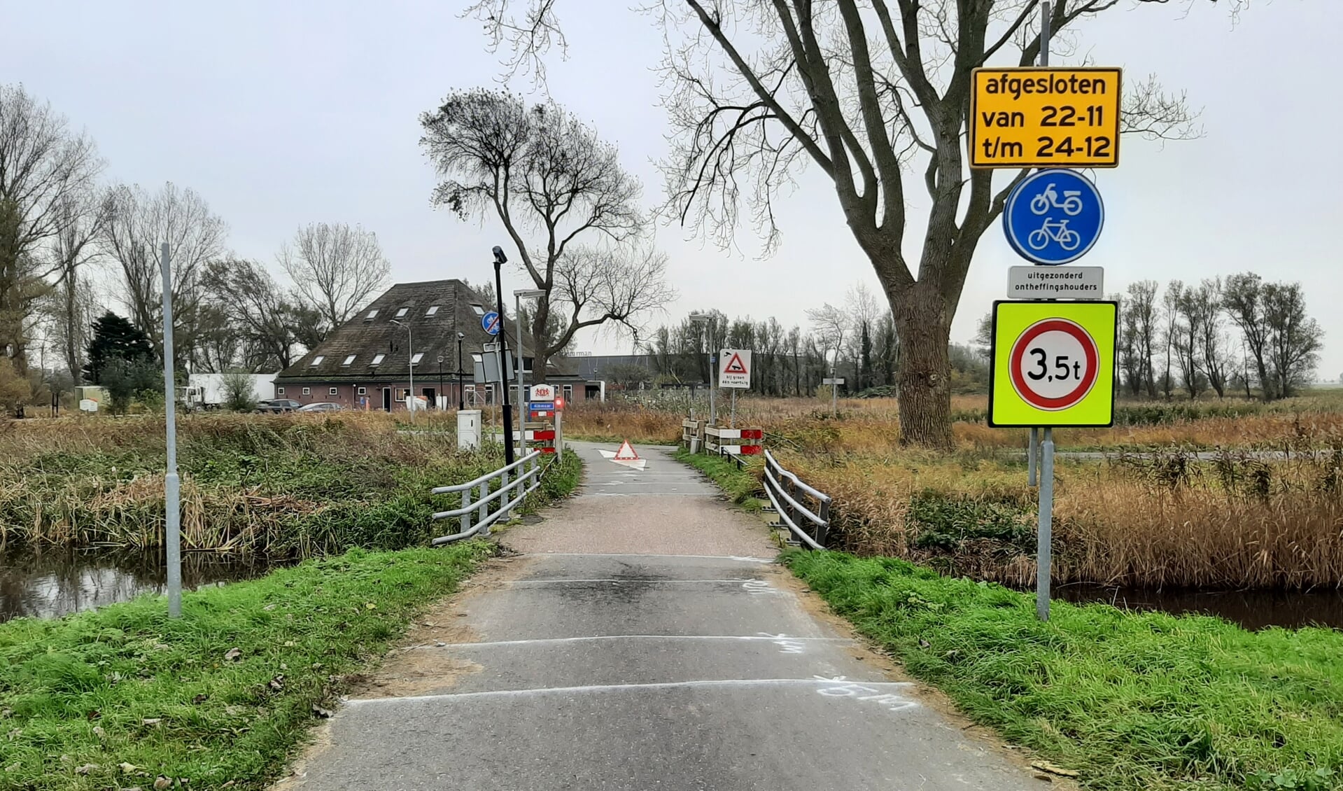 Er komt een nieuwe brug over de Ringsloot op de Nijenburgerweg.