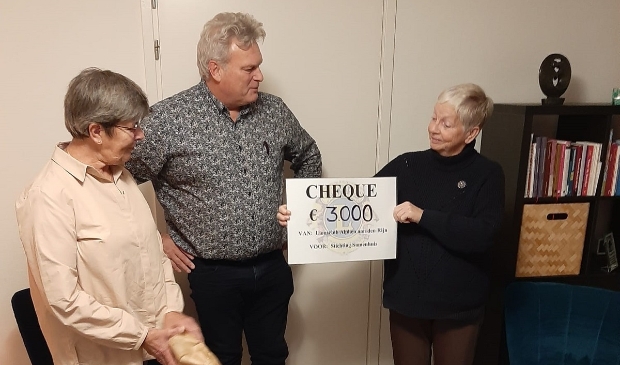 <p> Aan het eind van de avond bleek dat er voor het SamenhuiS een bedrag van 3.000 euro was opgehaald.</p>