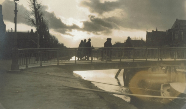 <p>Uitzicht op de Postbrug.</p>