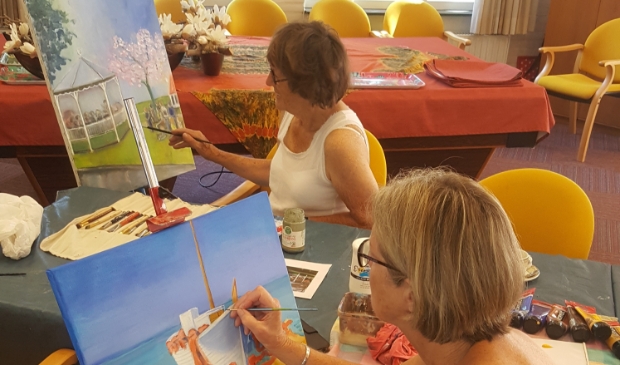 <p>Leden van de Paulus Potter kunstkring komen uit Enkhuizen en omstreken.</p>