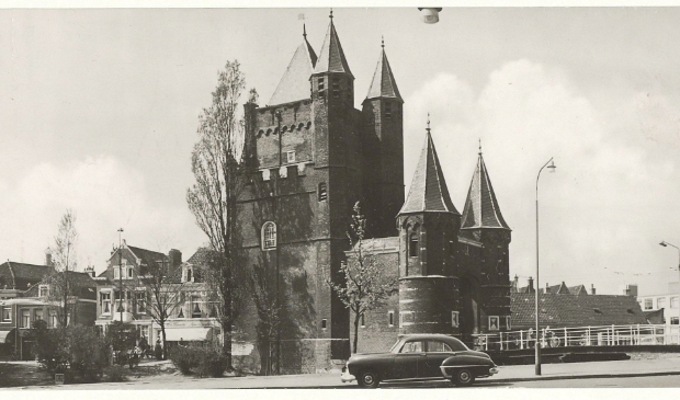 De Amsterdamse Poort in 1955.