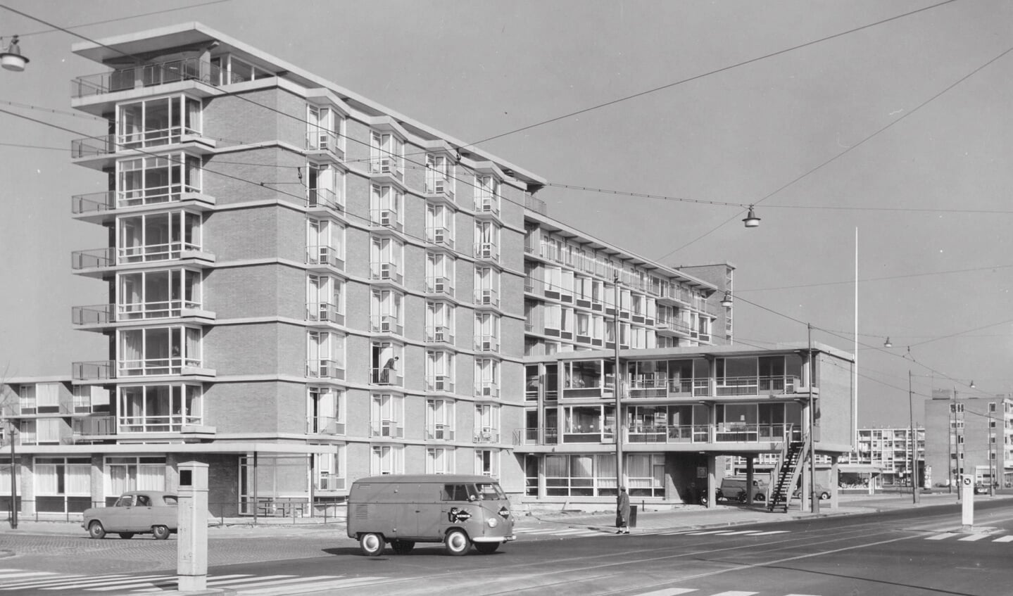 Het A.H. Gerhardhuis, verzorgingstehuis voor ouderen, in maart 1959.