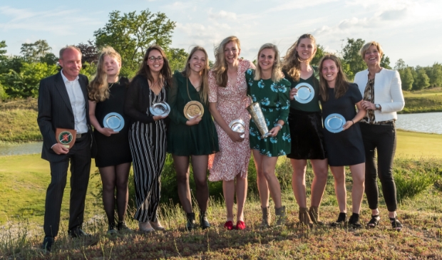 De dames van de Noordwijkse in 2019 als laatste kampioen in een volledige competitie. 