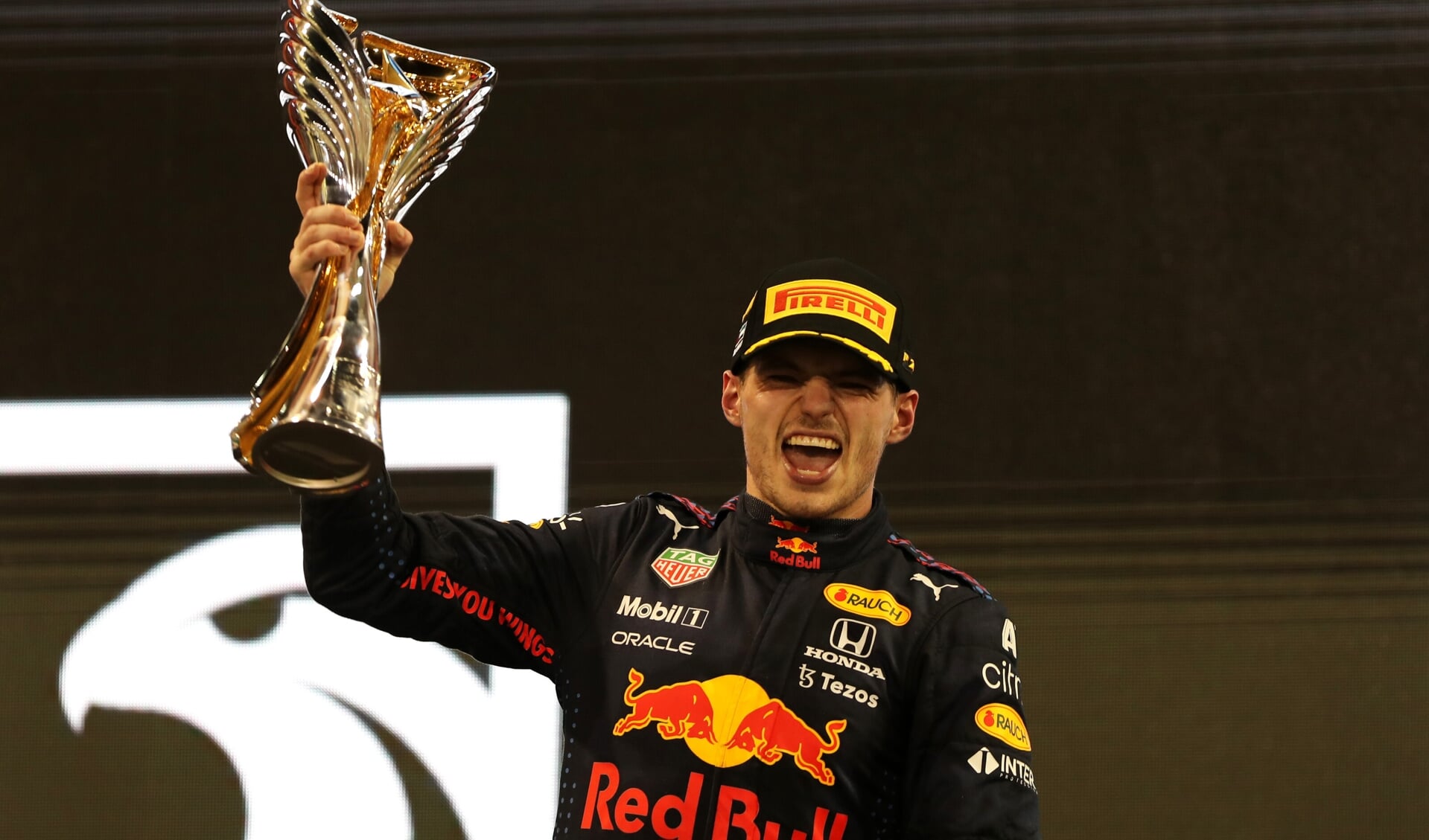 Max Verstappen wint het wereldkampioenschap in Abu Dhabi. 