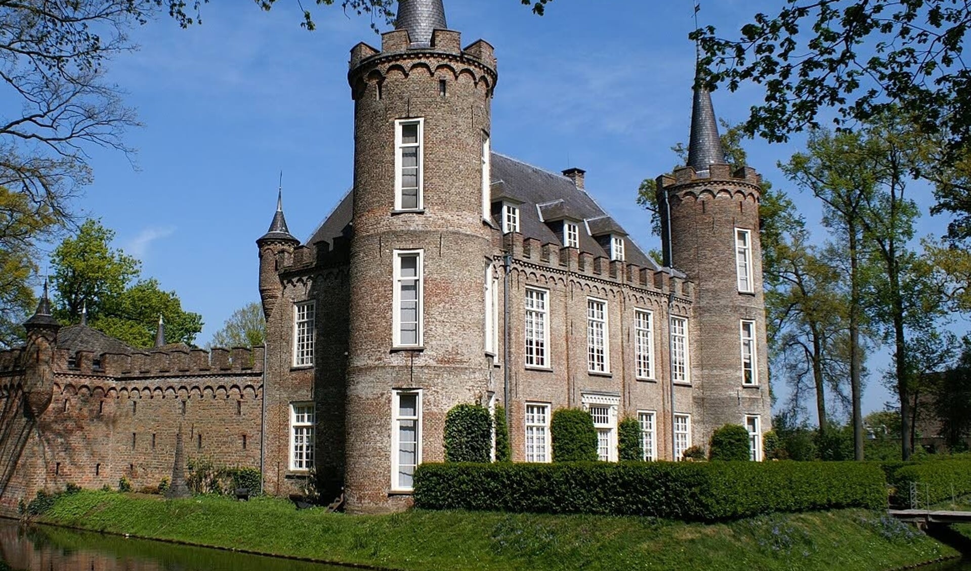 Slot Honselersdijk had waarschijnlijk dezelfde vorm als kasteel Henkenshage in Sint-Oedenrode.
