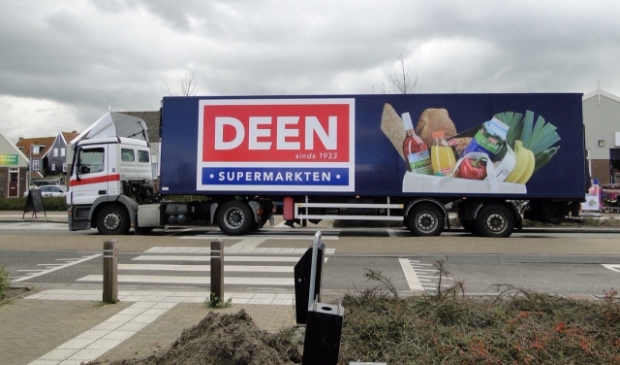 <p>Deen op de Stient wordt AH. Deen op Marken (foto) ook. </p>
