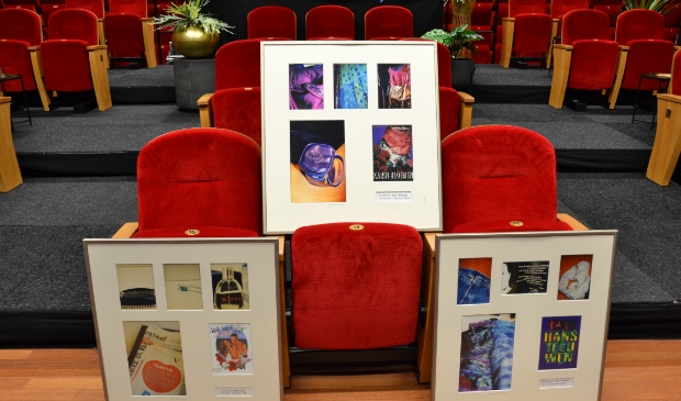 <p>Unieke foto's die zijn gemaakt in de kleedkamers en achter de schermen van het Zaantheater.</p>