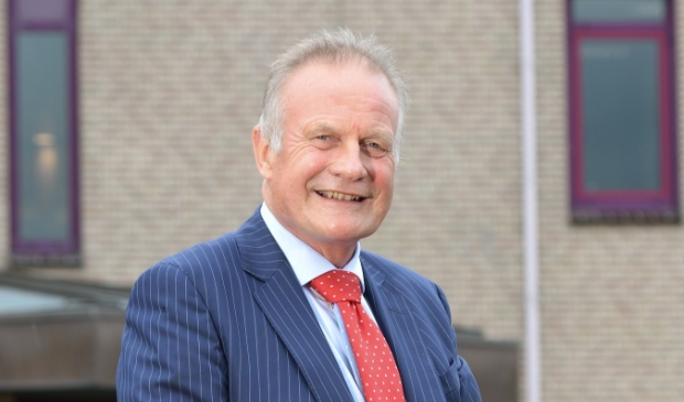 <p>Sicko Heldoorn zwaait af. </p>