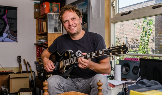 <p>Ruben Hoeke zijn online gitaarworkshop gaat van start! </p>