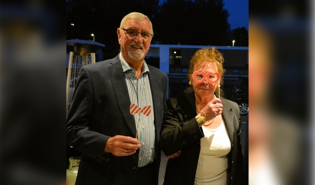 <p>Henk en Cis Mark-Büch 60 jaar later.</p>