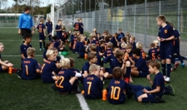 <p>FC Uitgeest is in de race voor de award rookvrije generatie.</p>