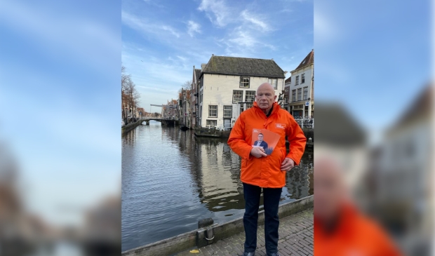 <p>Peter Plasman op campagne in Alkmaar.</p>