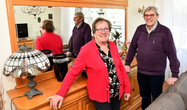 <p pstyle="PLAT">De meubelen en lampen in het huis van Carla en Arie Booman zijn met enorm veel liefde gemaakt door Poolse handwerklieden als dank voor veertig jaar hulp.</p>