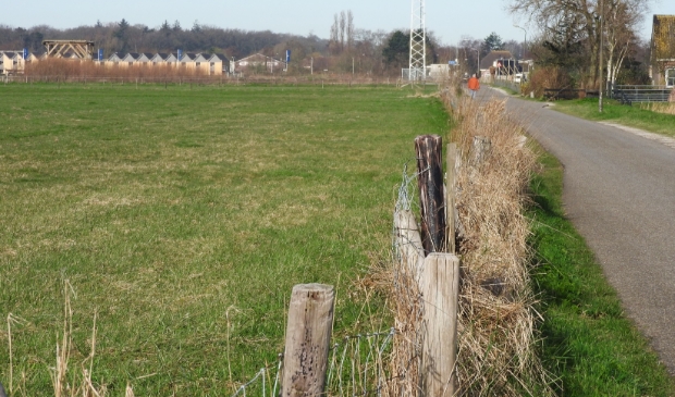 <p>Nu nog kale vlakte Oosterzijweg/Lagelaan, maar spoedig aansluiting A9.</p>