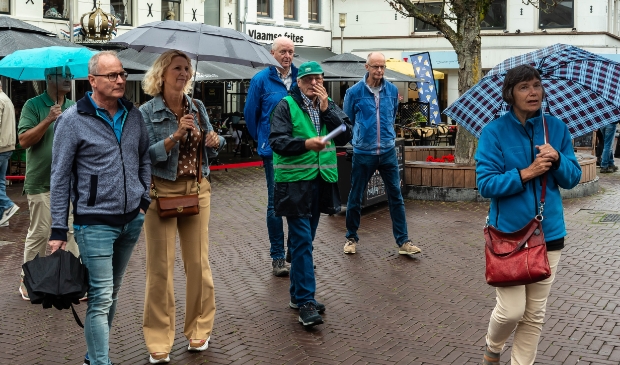 <p>De wandelingen worden volgens de richtlijnen gehouden.</p>