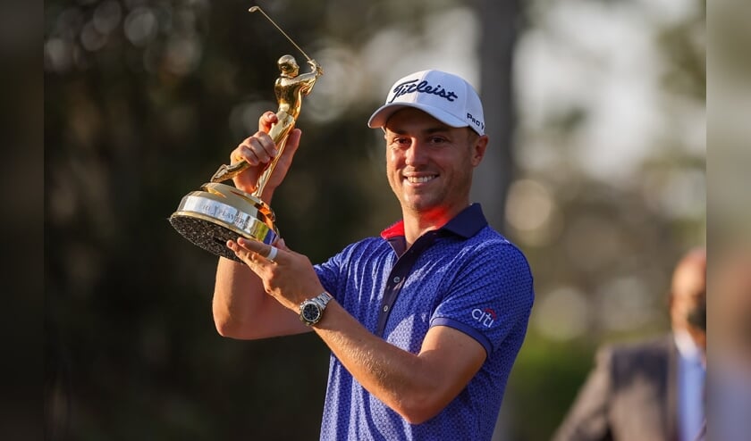 Justin Thomas als trotse winnaar van The Player Championship.