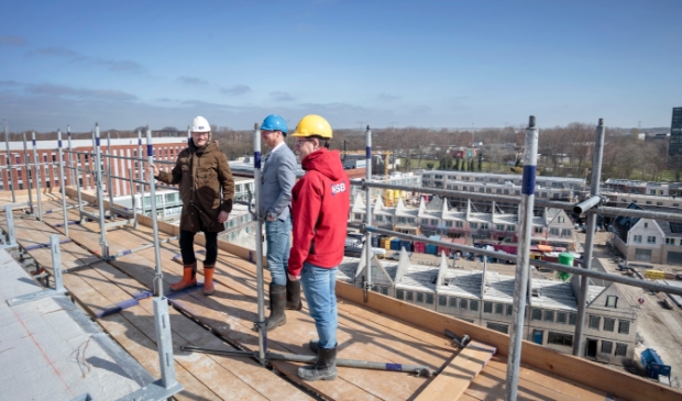<p>Toekomstige bewoners aan de noordzijde van Residence William kijken straks uit over het Gouwpark en in zuidelijke richting op het Burgemeester In ’t Veldpark. </p>