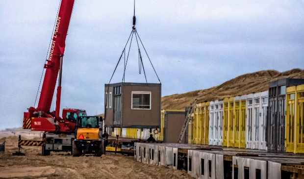 <p>Laatste unit wordt op zijn plek gezet.</p>
