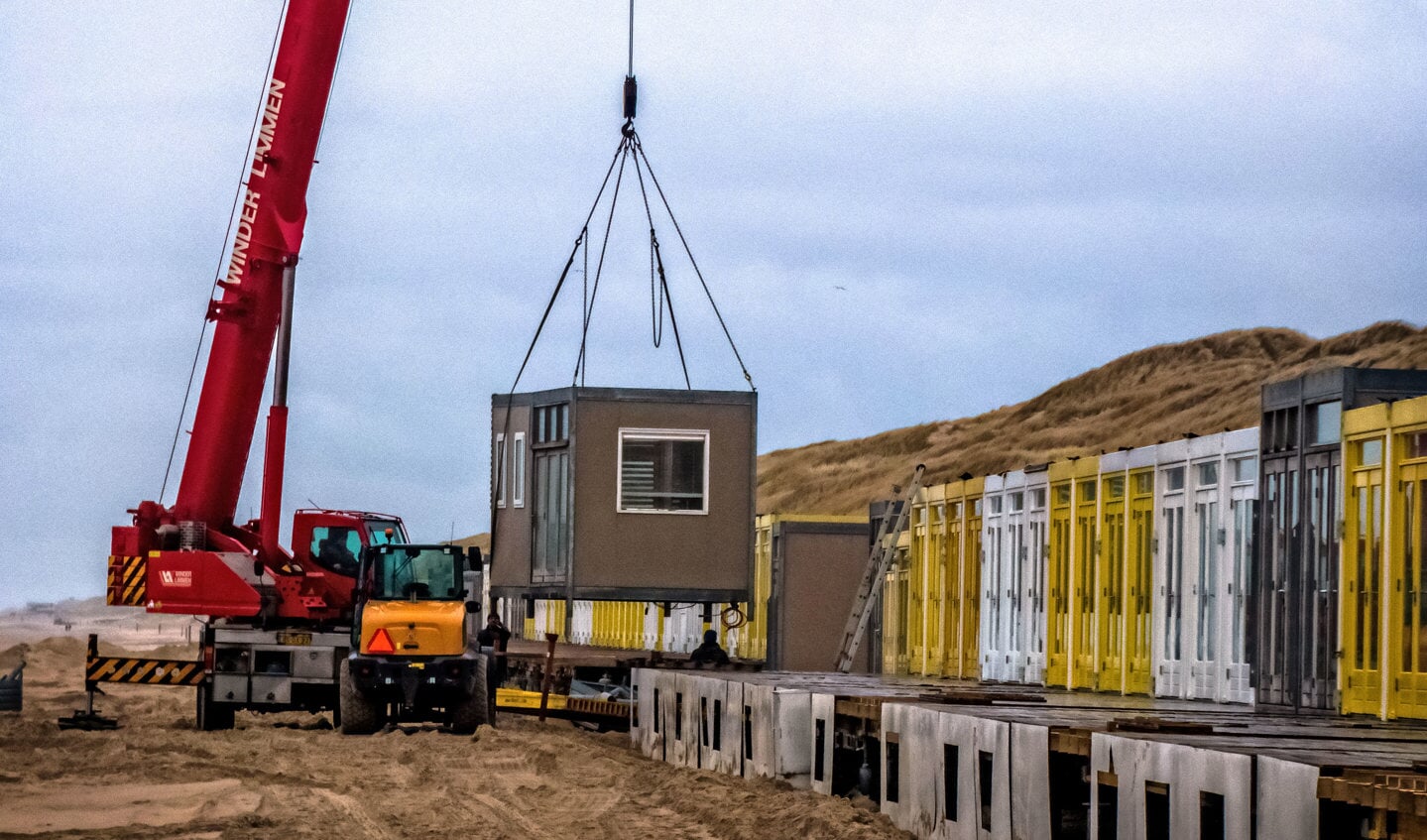 Laatste unit wordt op zijn plek gezet.
