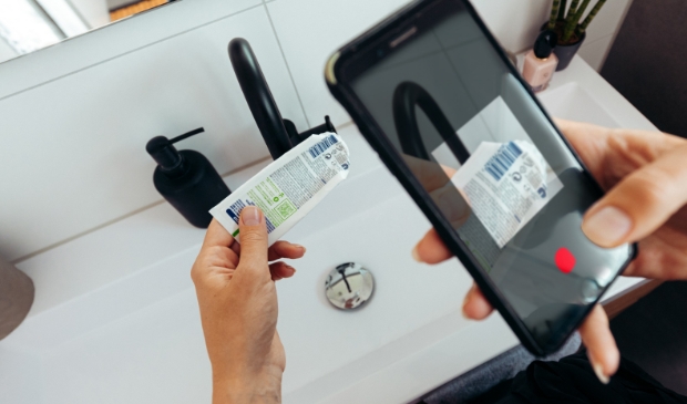 <p>De HVC afval-<span cstyle="Plat (Cursief)">app </span>is te downloaden in de App Store en in Google Play.</p>