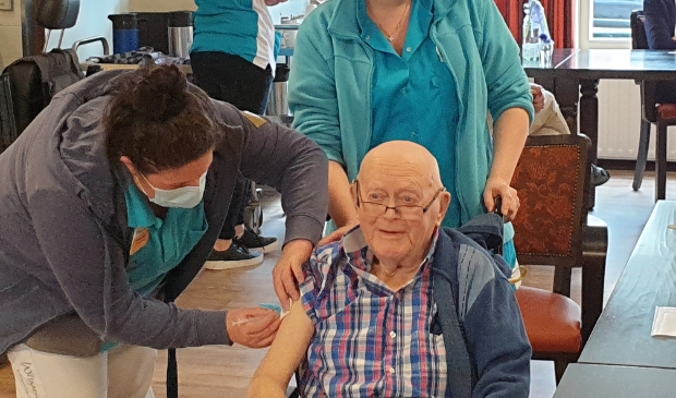 <p pstyle="Kop (-2)">De heer Louwerman (97) is enige bewoner Westerhof die geen corona heeft gehad.</p>