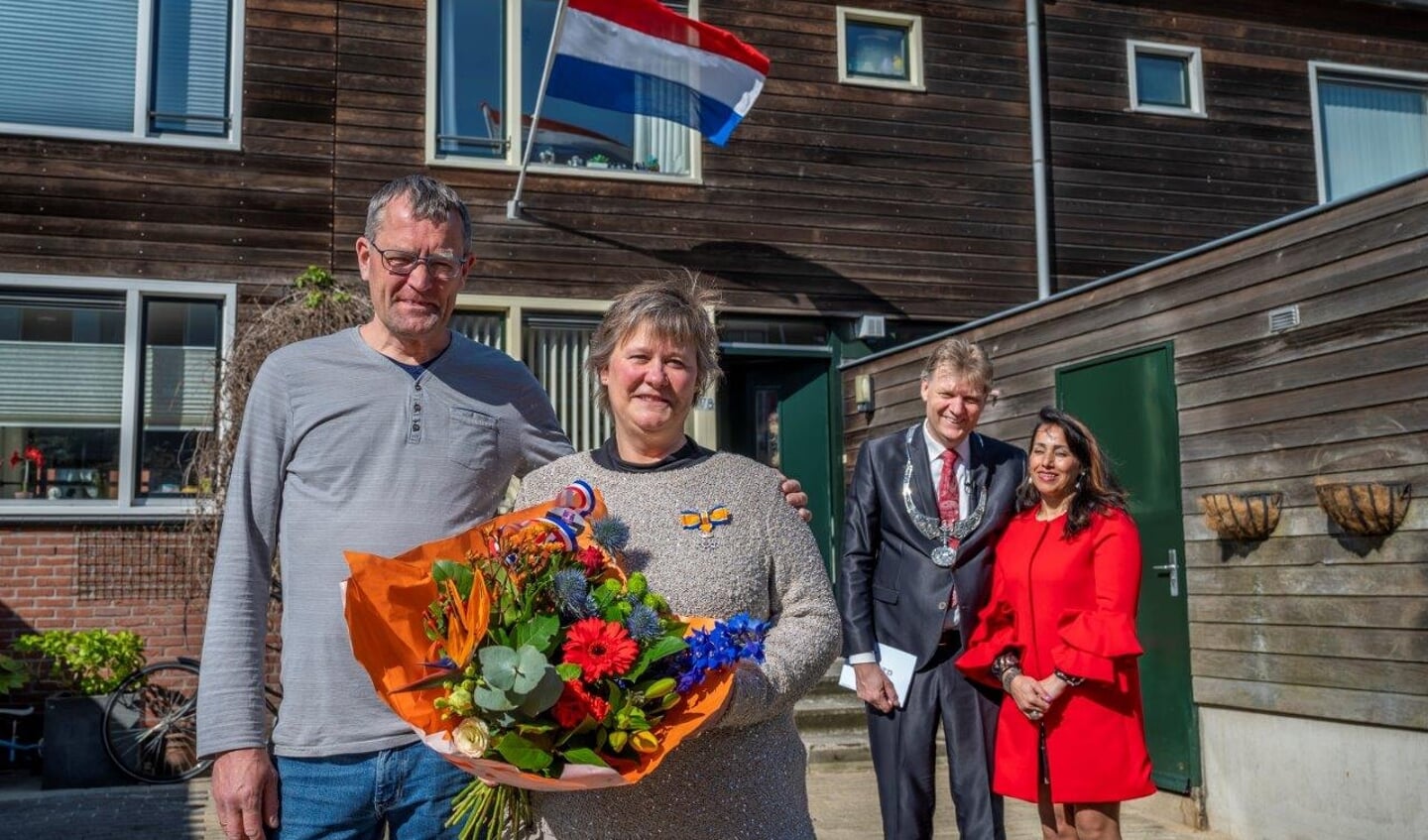 Mevrouw Gobels Koonings, benoemd tot  Lid in de Orde van Oranje Nassau. 