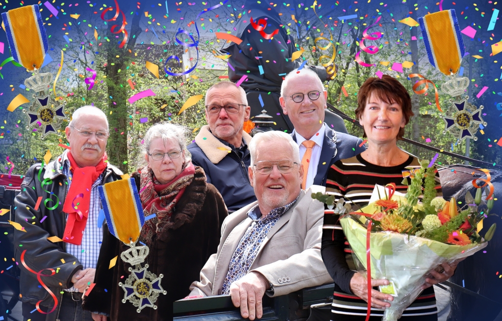 <p>Alle gedecoreerden in de foto geplaatst.</p>
