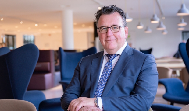 <p>Mario Hegger, en met hem zijn collega Jos Dings, sporen inwoners en ondernemers om gebruikt te maken van de regeling.</p>