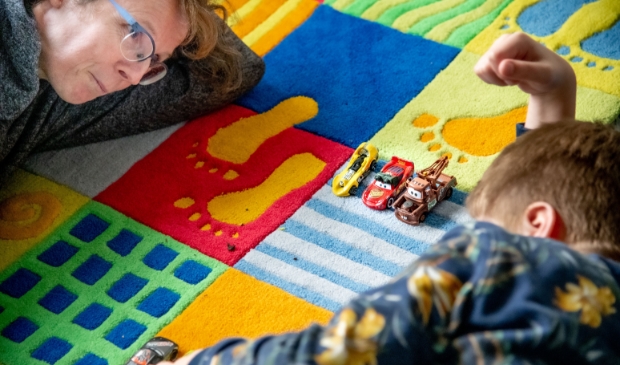 Bij Autismecentrum De Boog is contact maken het uitgangspunt.