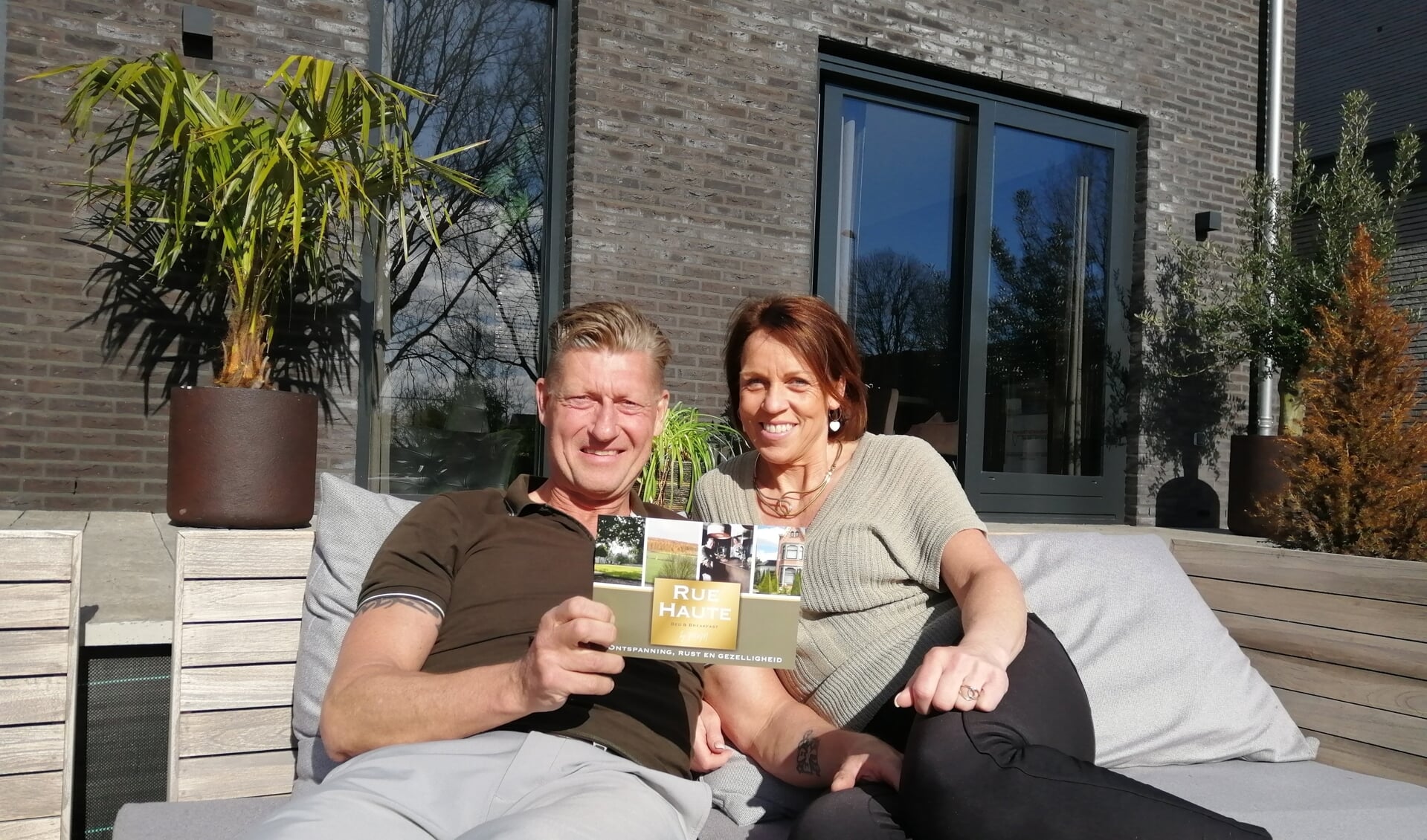Marco en Marga Buis genieten nog even van hun woning in Edam, maar kijken vooral uit naar hun avontuur in België.