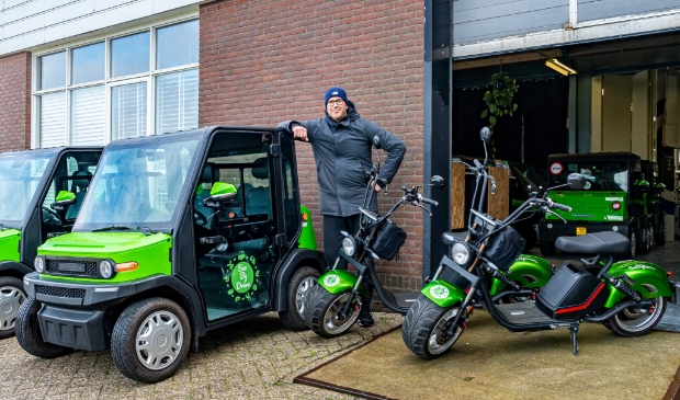 <p>Errol op de nieuwe locatie van See by Drive op Marken.</p>