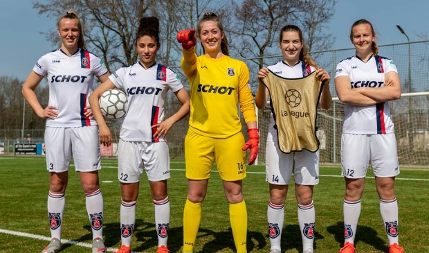 <p pstyle="PLAT">Profvoetbalsters van VV Alkmaar zetten zich weer in om geld in te zamelen voor meidenvoetbalprojecten in Brazilië en Nicaragua. </p>